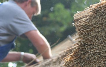 professional Tyddyn Angharad thatchers